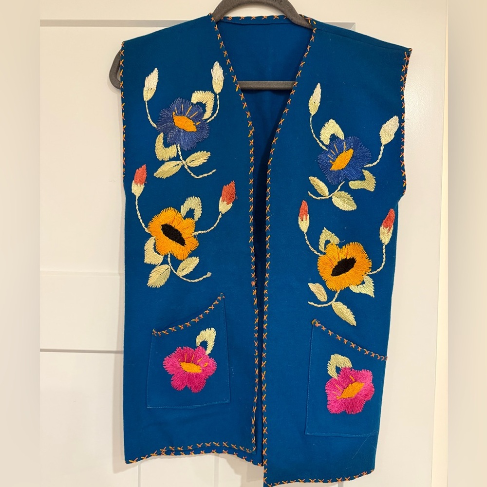 Handmade Hand Sewn Vest Floral Embroidery Nice Quality Sweater Women's Blue